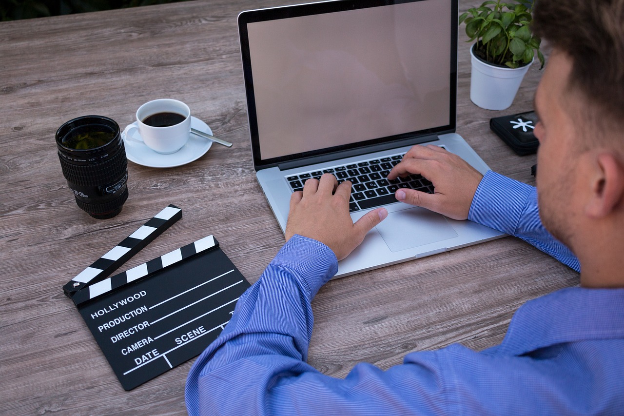 filmmakers, on the laptop, computer-2838935.jpg